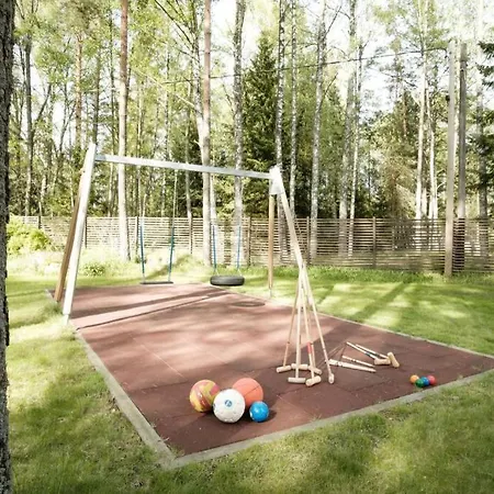 225m2 Luxurious - Large Garden - Sandy Kirkkonummi